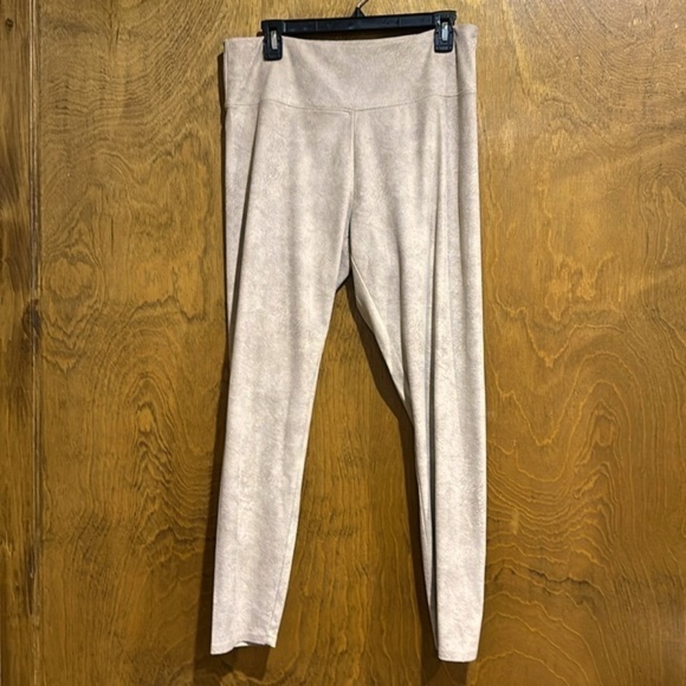 Soft Surroundings Textured Faux Suede Pull On Ankle Pants Size Medium - EUC